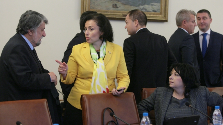 Борисов заповядал на министрите на ГЕРБ да работят, а не да агитират