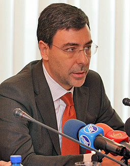Даниел Вълчев се кандидатира за кмет на София?