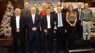 На 18 декември понеделник от 11 00 часа в Гранд Хотел