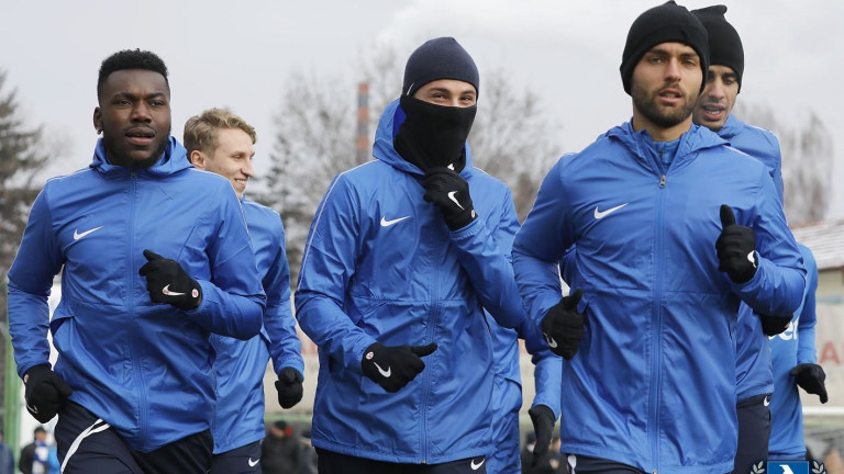 Халф на Левски подписа с близка до ЦСКА агенция