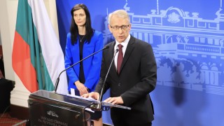 Правителство с втория мандат и ротация Денков/Габриел