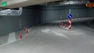 Двата паркинга на Центъра за градска мобилност на метростанциите Джеймс