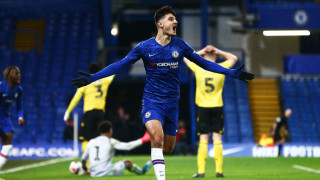 От Челси удължиха договора на нападателя Армандо Броя Албанският национал