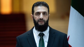 Сирийският президент Ахмед ал Шараа смени в събота няколко правителствени служители