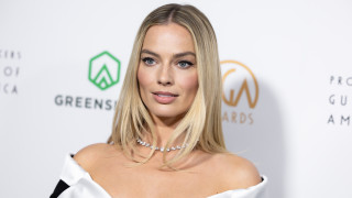 През септември миналата година стана ясно че романът на Емили