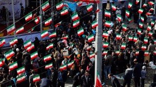 Висшият ирански духовник Ахмад Катами предупреди че ако САЩ решат