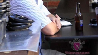 Вал Килмър се разхожда по джапанки в мола