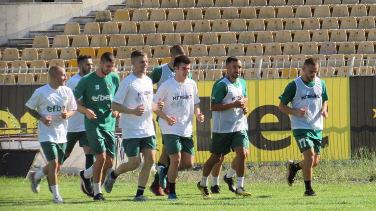 Първи спонсори се свързаха с Нефтохимик