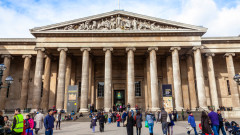 Директорът на Британския музей хвърли оставка заради кражба на артефакти