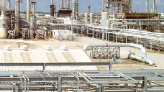 Нефтената рафинерия в Силистра готова в края на 2007-ма