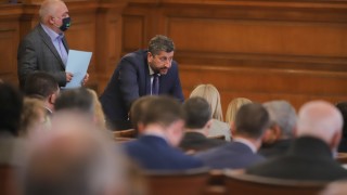 Христо Иванов констатира: Наличието на Борисов в ГЕРБ я обрича на ролята на мафиотско семейство 