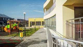 Нови 450 места в две детски градини въведени в експлоатация