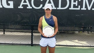 Анас Маздрашки при юношите и Ива Иванова при девойките се