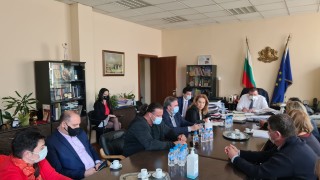 Туристическият бранш е обединен около посланията на здравните власти за