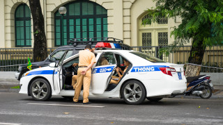 Виетнам арестува норвежец и австралиец по обвинения в тероризъм