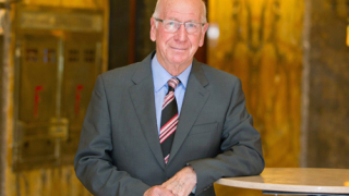 "Олд Трафорд" вече има трибуна "Боби Чарлтън"