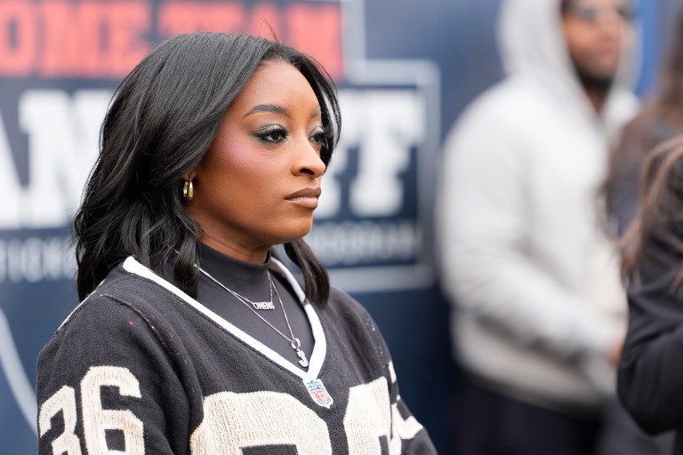  Симон Байлс 