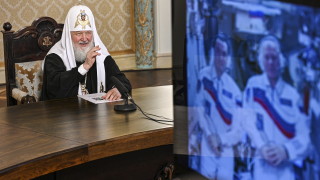Православната църква в Русия призова жените да се въздържат от