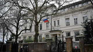 Великобритания експулсира руски дипломат в реципрочен отговор на и да