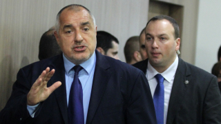 С поршета протестират срещу поскъпване на винетките, бесен Борисов