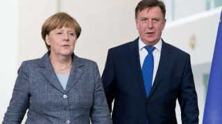 Меркел: Искаме процъфтяваща Великобритания в ЕС