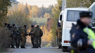 Войник застреля трима във военно летище в Русия