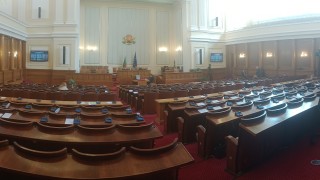 Парламентарните групи на Продължаваме промяната и на Демократична България отказаха