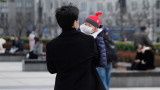 Китай иска бебета - обмисля се 1 година отпуск по майчинство