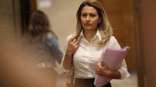 Очакваме конструктивен диалог Това заяви депутатът от ГЕРБ Рая Назарян