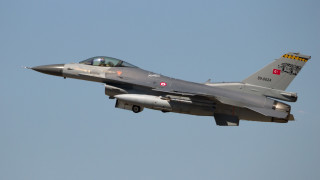 Турски изтребител F 16 се e разби в западния вилает Балъкесир