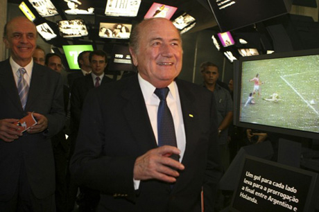 ФИФА изхвърли корумпираните си членове