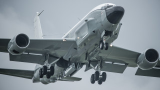 Шпионски самолети на САЩ кръжат край бреговете на Китай