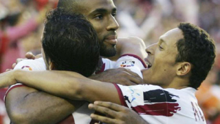 Севиля поведе в Испания