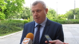 АБВ ударно напуска властта
