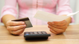 Най-големият недостатък на кредитните карти