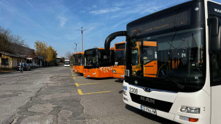 Автобус помете пешеходец в София