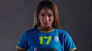 Талантливата българска хандбалистка Елизабет Оморегие официално се сдоби със словенско