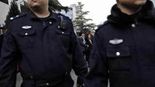 Кола се вряза в тълпа в Китай, 7 са загинали
