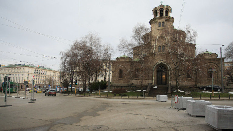 Депутатите от комисията по вероизповедания се изпокараха за присъствие