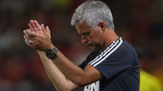 Наставникът на Манчестър Юнайтед коментира ситуацията на трансферния пазар към