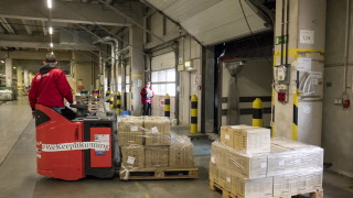 400 000 респираторни маски предназначени за Берлин бяха пренасочени към