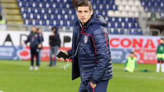 Кирил Десподов ще почака за своя официален дебют с екипа