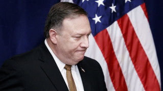 Китай налага санкции на Помпео и 27 бивши служители при Тръмп