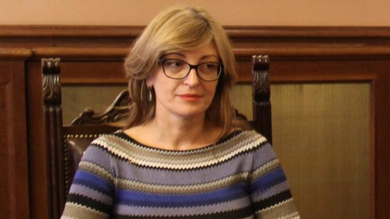 Да подадеш ръка на бежанците не означава да отвориш границите си