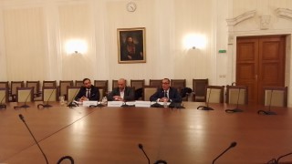 Депутатите от подкомисията за наблюдение на дейността в областта на