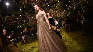 Акценти от Седмицата на модата в Париж (СНИМКИ)