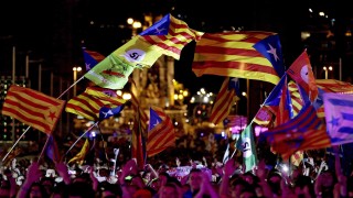 Десетки хиляди каталунци излязоха по улиците на Барселона на заключителен