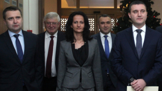 ГЕРБ номинира зам.-министъра на финансите Карина Караиванова за шеф на КФН