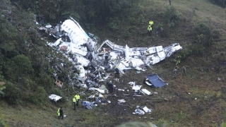Боливия отне лиценза на компанията собственик на разбилия се самолет в Колумбия 