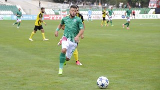 Берое удължи договора на румънския фуболист Драгош Фърцулеску Крилото се